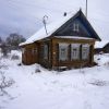 Небольшой бревенчатый дом,  в селе с развитой инфраструктурой,  190 км от МКАД