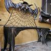 Стол скульптурный"Летучая мышь"