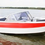 Купить лодку (катер)  Quintrex 475 Coast Runner BR